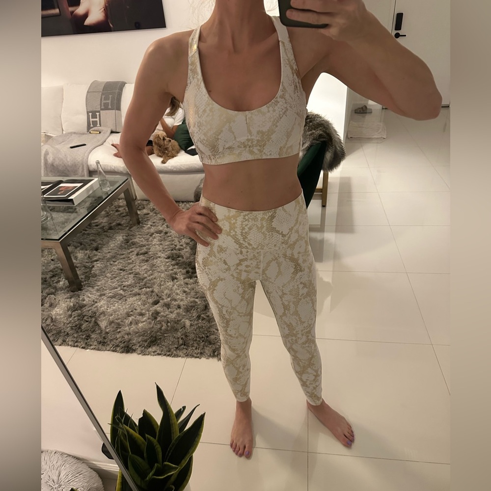 Carbon38 White and Gold Spots Bra & Leggings High Waist Performance